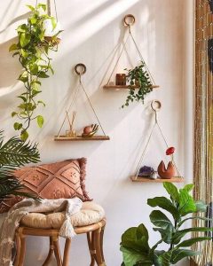 come-arredare-il-balcone-spazio-verticale