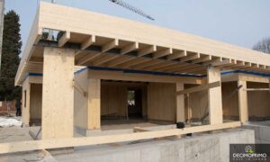 abitazione-in-legno-cantiere-esterno-decimo-primo